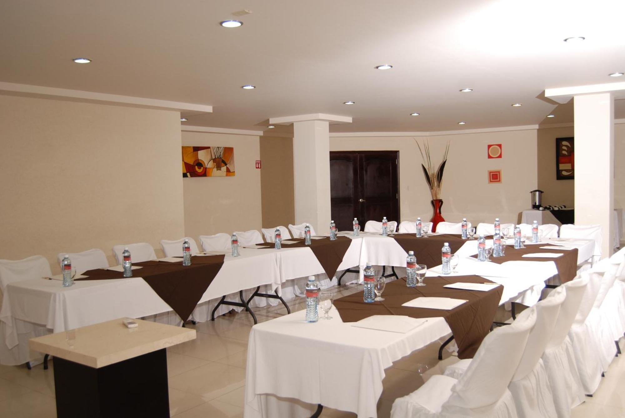 Wyndham Garden Aguascalientes Hotel & Casino מראה חיצוני תמונה