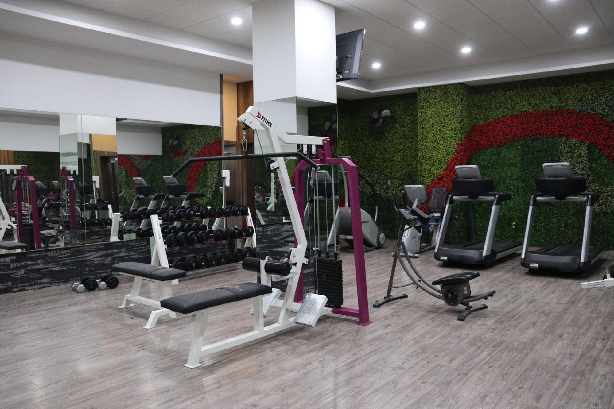 Wyndham Garden Aguascalientes Hotel & Casino מראה חיצוני תמונה
