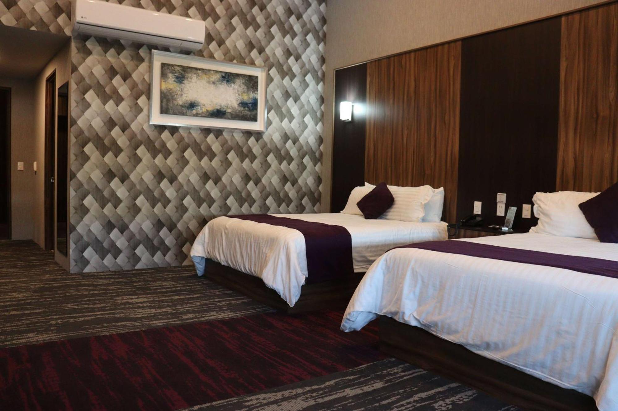 Wyndham Garden Aguascalientes Hotel & Casino מראה חיצוני תמונה